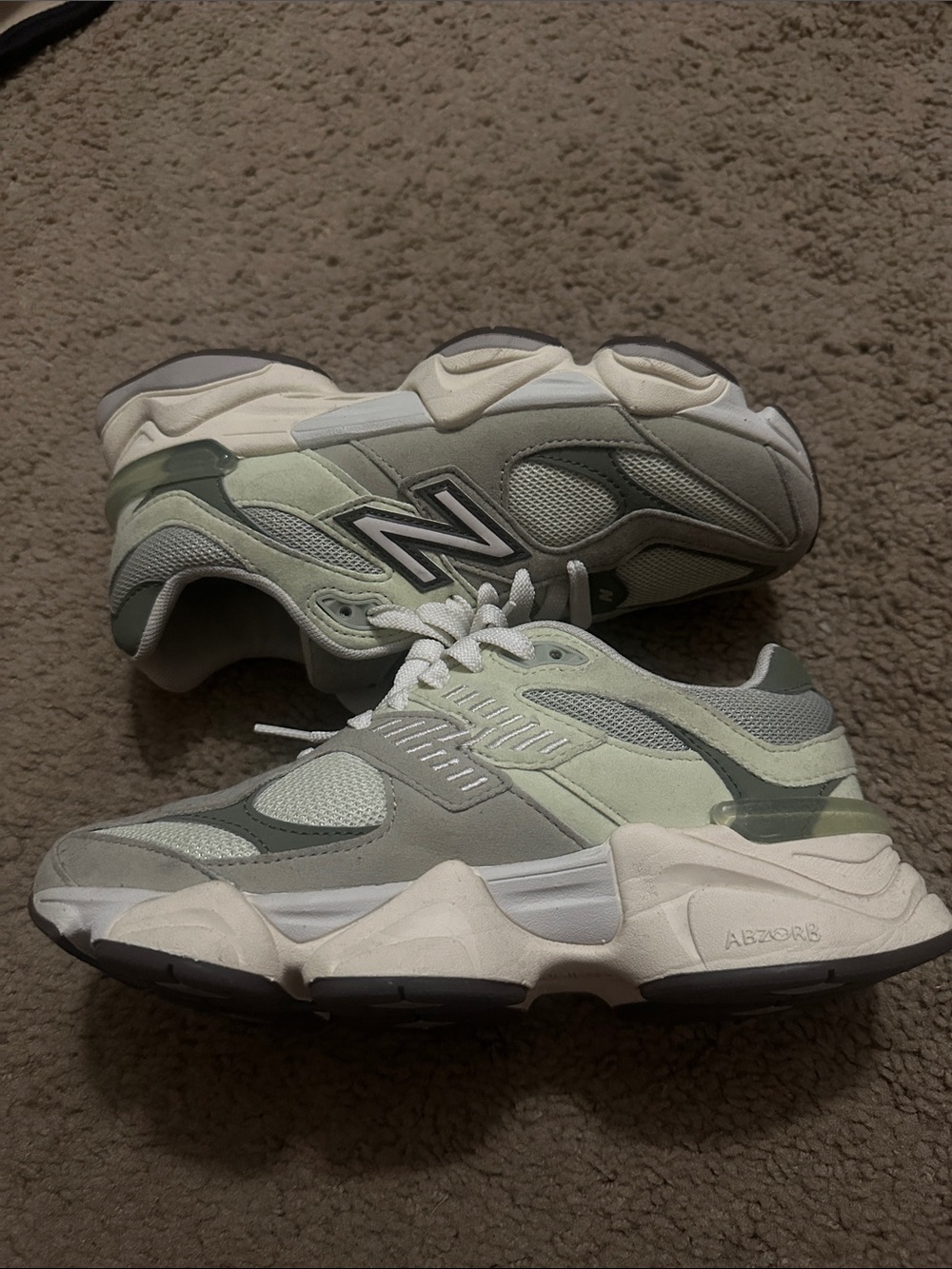 New Balance 9060 in Pale Green KIDS 5 WOMENS 6.5